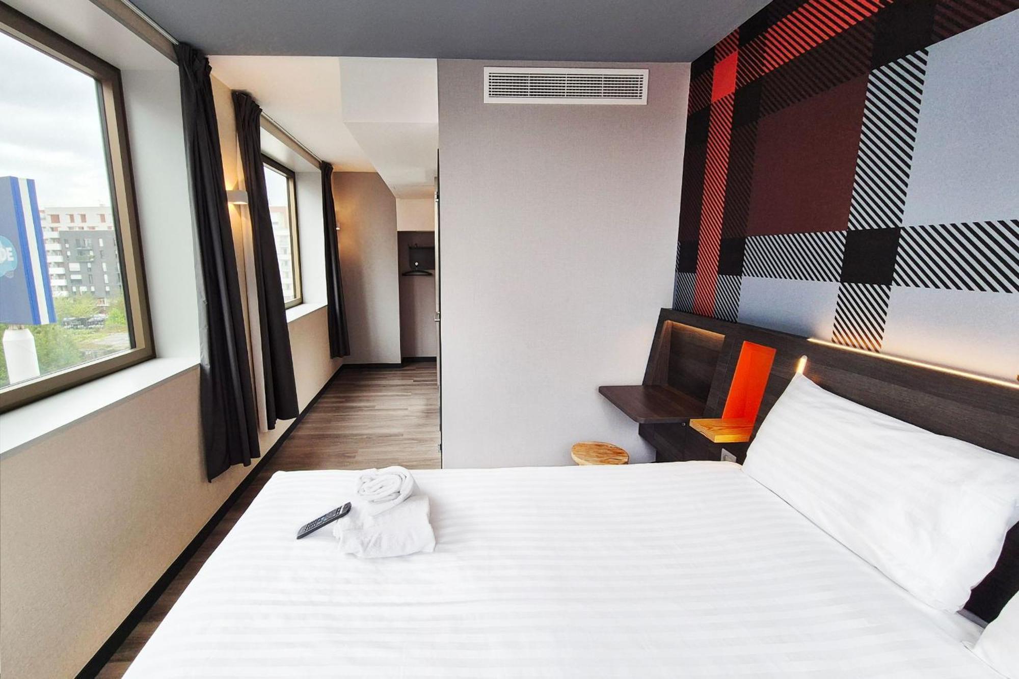 Easyhotel Paris Nord Aubervilliers Extérieur photo